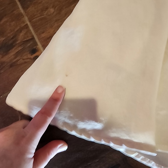 Lot of 2 Large Ruffle Shorts - Picture 7 of 8